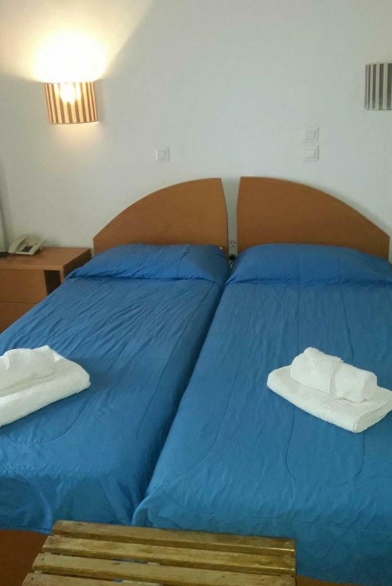 Hotel Roumani Spetses Town Extérieur photo